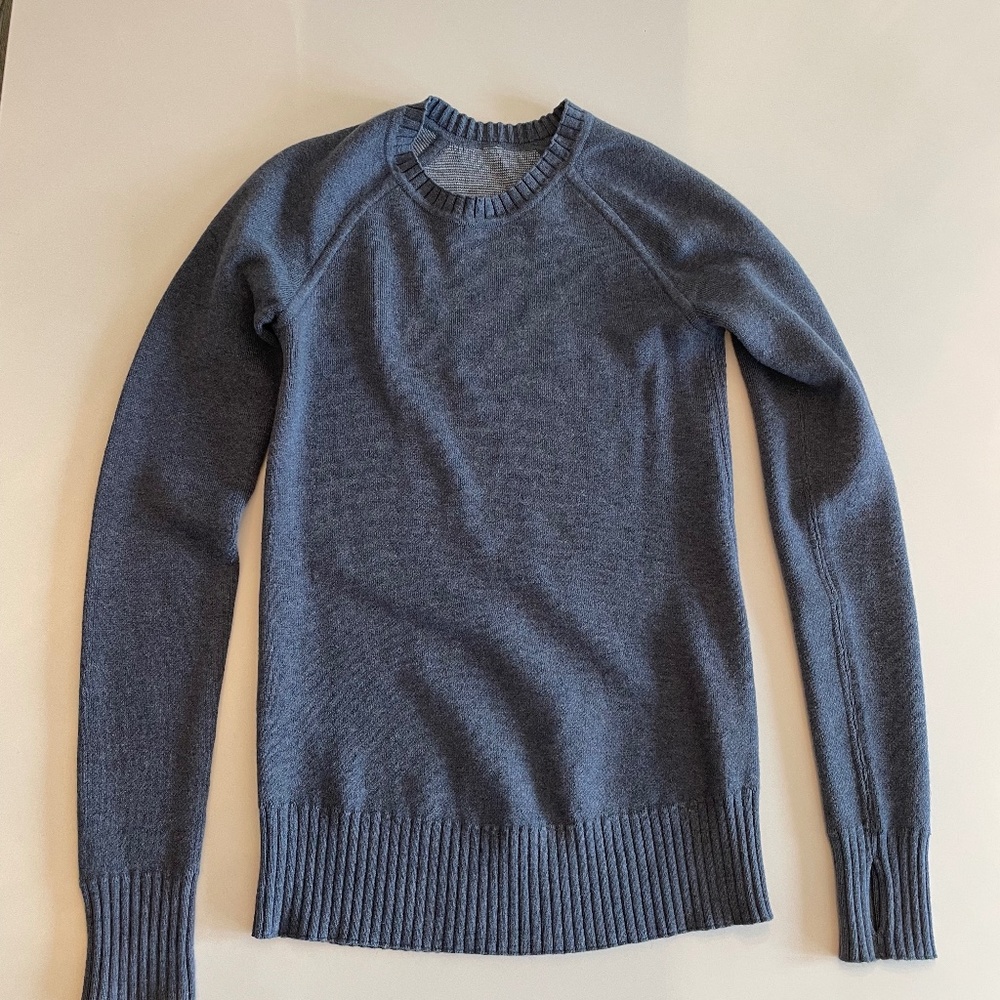 Lululemon Still Lotus Sweater  Reversible  COLOUR Heathered Code Blue